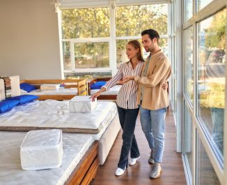 Shopping and wondering the difference. Queen size mattress Vs. a full-size mattress.